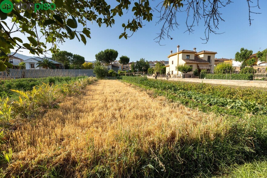 Calle Vicente Aleixandre, 5, La Zubia, Granada à vendre - Photo de l’immeuble – Image 3 sur 18