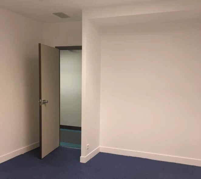 Bureau dans Paris à vendre - Photo de l’immeuble – Image 3 sur 4