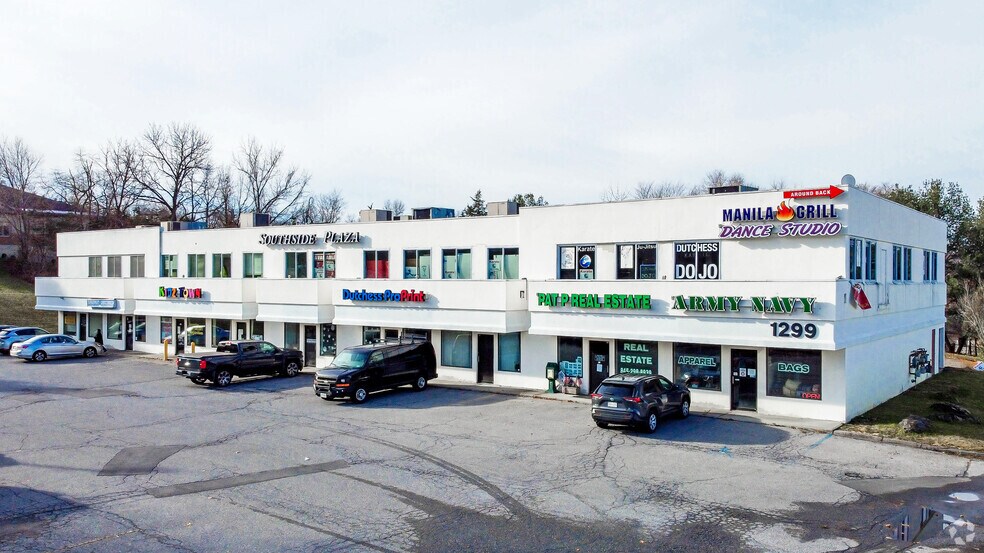 1299 Route 9, Wappingers Falls, NY à louer - Photo principale – Image 1 sur 3