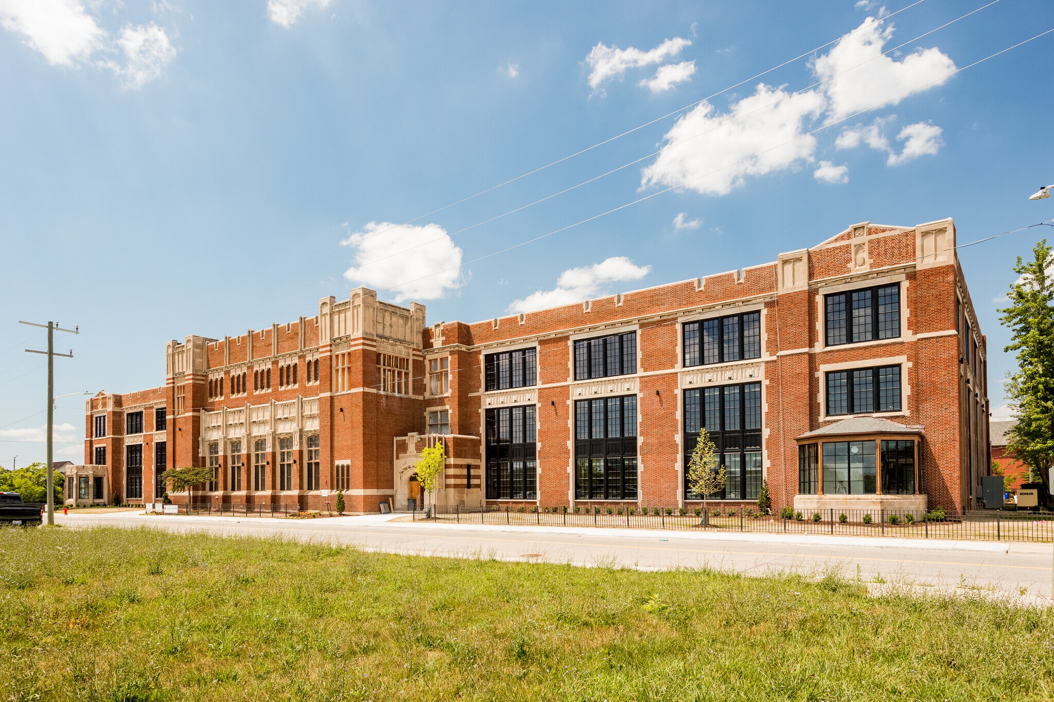 950 Selden St, Detroit, MI à louer Photo principale– Image 1 sur 34