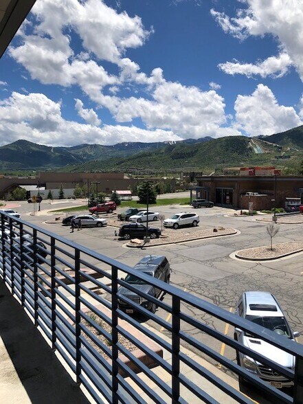 1612-1620 W Ute Blvd, Park City, UT à louer - Photo de l’immeuble – Image 3 sur 14
