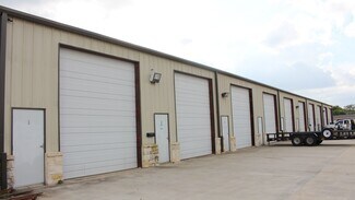 Plus de détails pour 107 E Circle St, Victoria, TX - Industriel/Logistique à louer