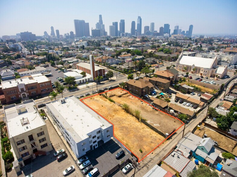 241 N Union Ave, Los Angeles, CA à vendre - Photo de l’immeuble – Image 3 sur 12