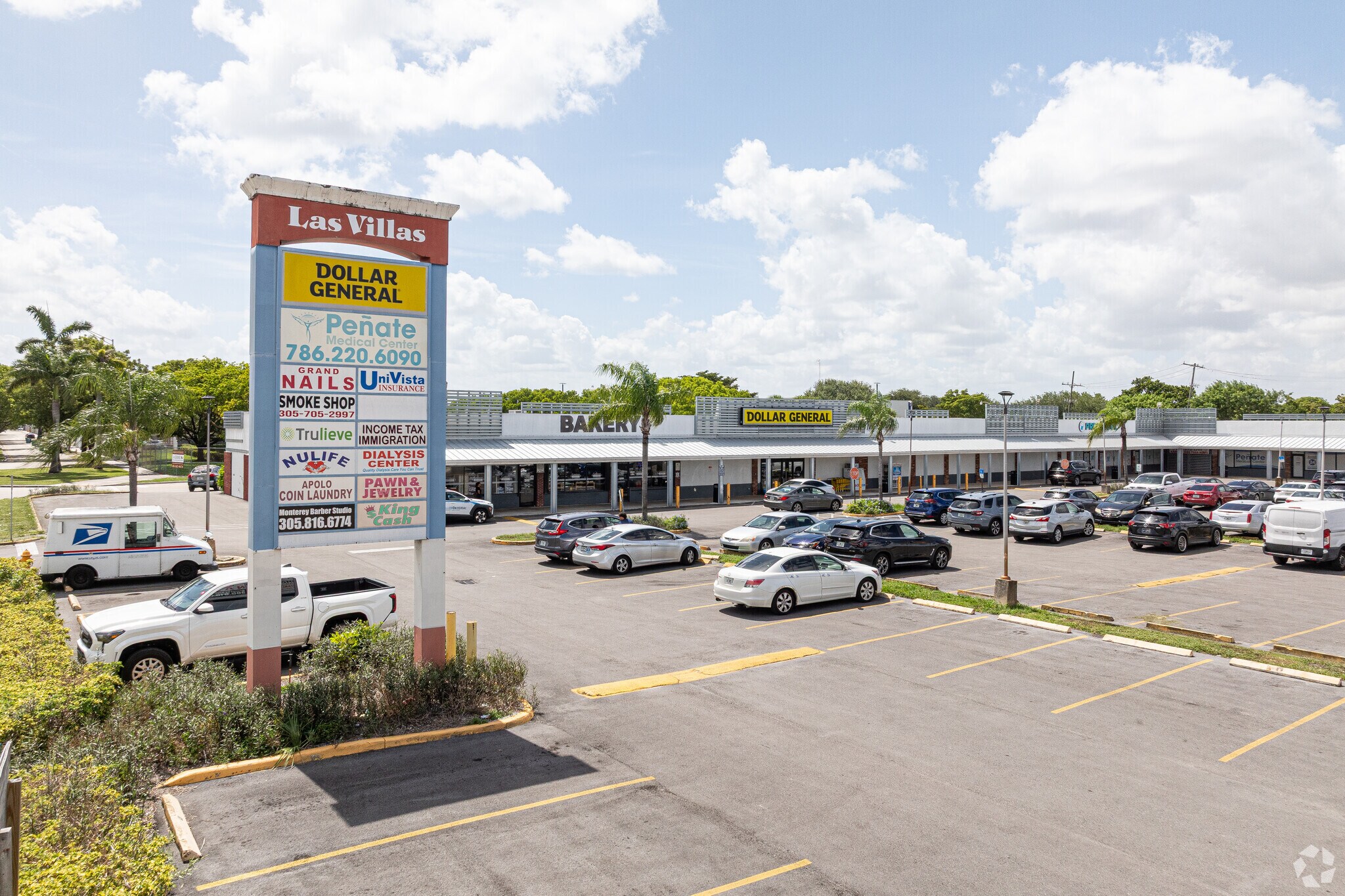 4705-4773 NW 183rd St, Miami Gardens, FL à louer Photo de l’immeuble– Image 1 sur 22