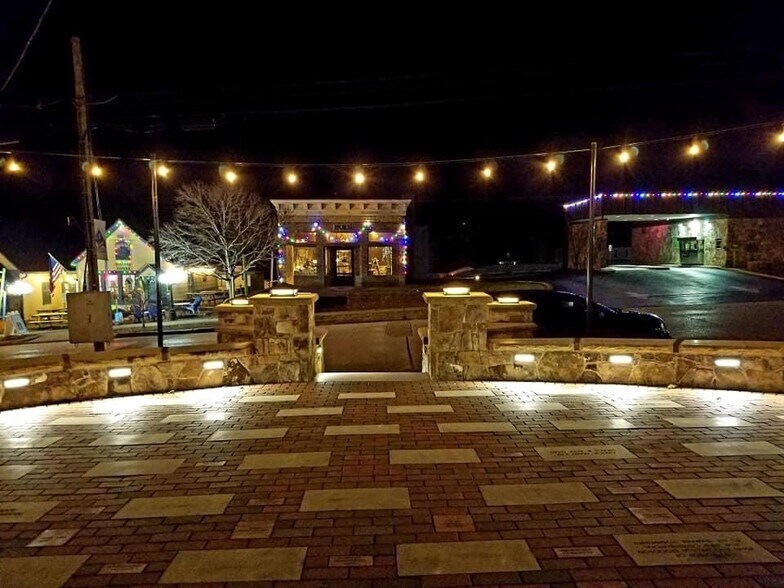 49 University Ave, Sewanee, TN à vendre - Photo de l’immeuble – Image 3 sur 10