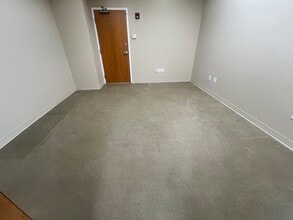 117-125 Central St, Norwood, MA à louer Photo intérieure– Image 2 sur 15