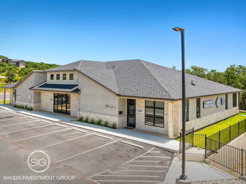 18772 Forty Six Pky, Spring Branch, TX à vendre - Photo de l’immeuble – Image 1 sur 5
