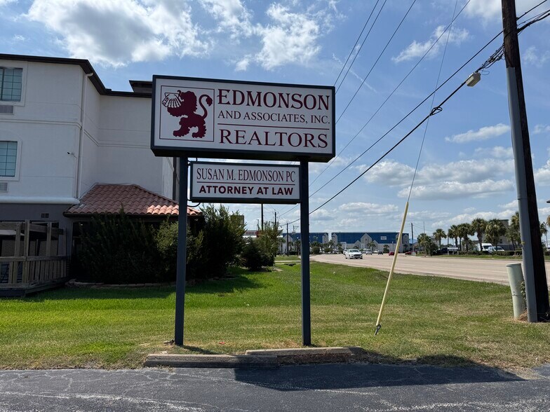 2833 Nasa Pky, Seabrook, TX à louer - Autre – Image 2 sur 13
