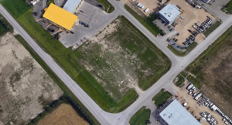 132 & 138 Clearmile Ave, Red Deer County, AB à vendre - Aérien – Image 2 sur 4