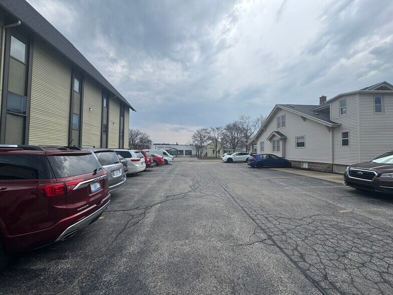 114 N 7th St, Grand Haven, MI à vendre - Photo de l’immeuble – Image 2 sur 8