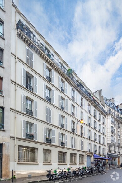 12 Rue Broca, Paris à louer - Photo de l’immeuble – Image 2 sur 2