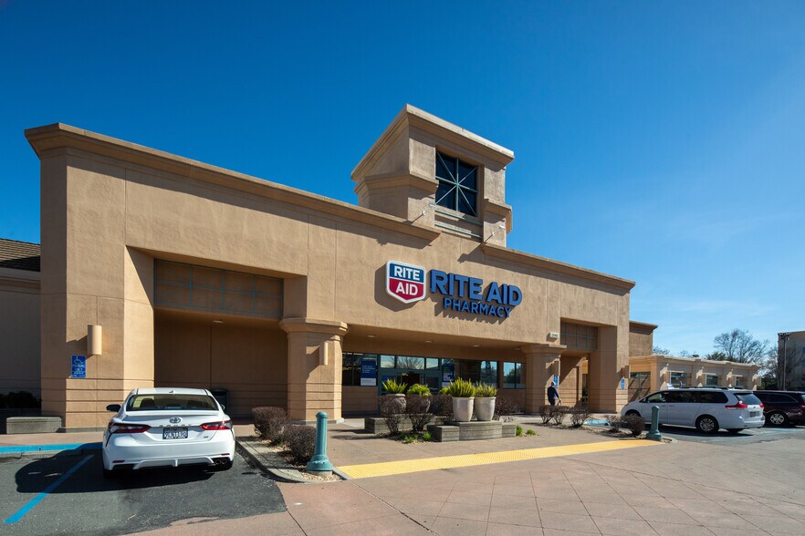 2100 Contra Costa Blvd, Pleasant Hill, CA à louer - Photo de l’immeuble – Image 1 sur 6
