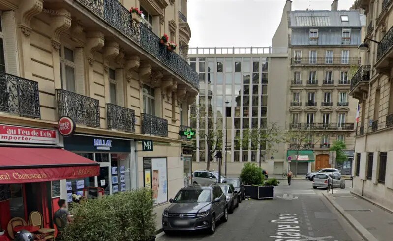 Local commercial dans Paris à louer Photo de l’immeuble– Image 1 sur 3