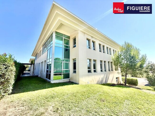 Plus de détails pour Bureau à louer