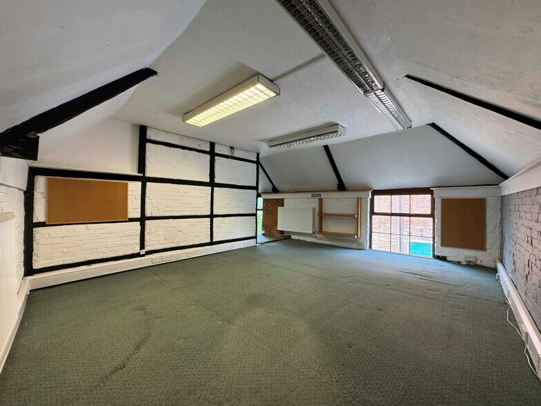 7 Winchester St, Botley à louer - Photo de l’immeuble – Image 3 sur 9