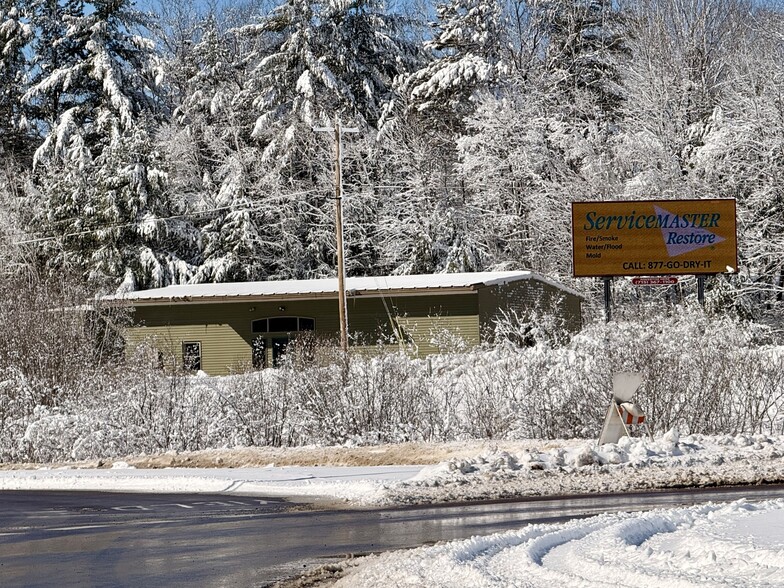 5696 US-8 BUS, Rhinelander, WI à vendre - Photo principale – Image 1 sur 4