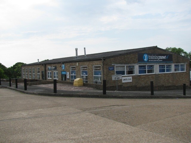 13-15 Station Rd, Hailsham à louer - Photo principale – Image 1 sur 1