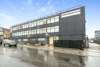 Plus de détails pour Oxgate Ln, Londres - Industriel/Logistique à louer