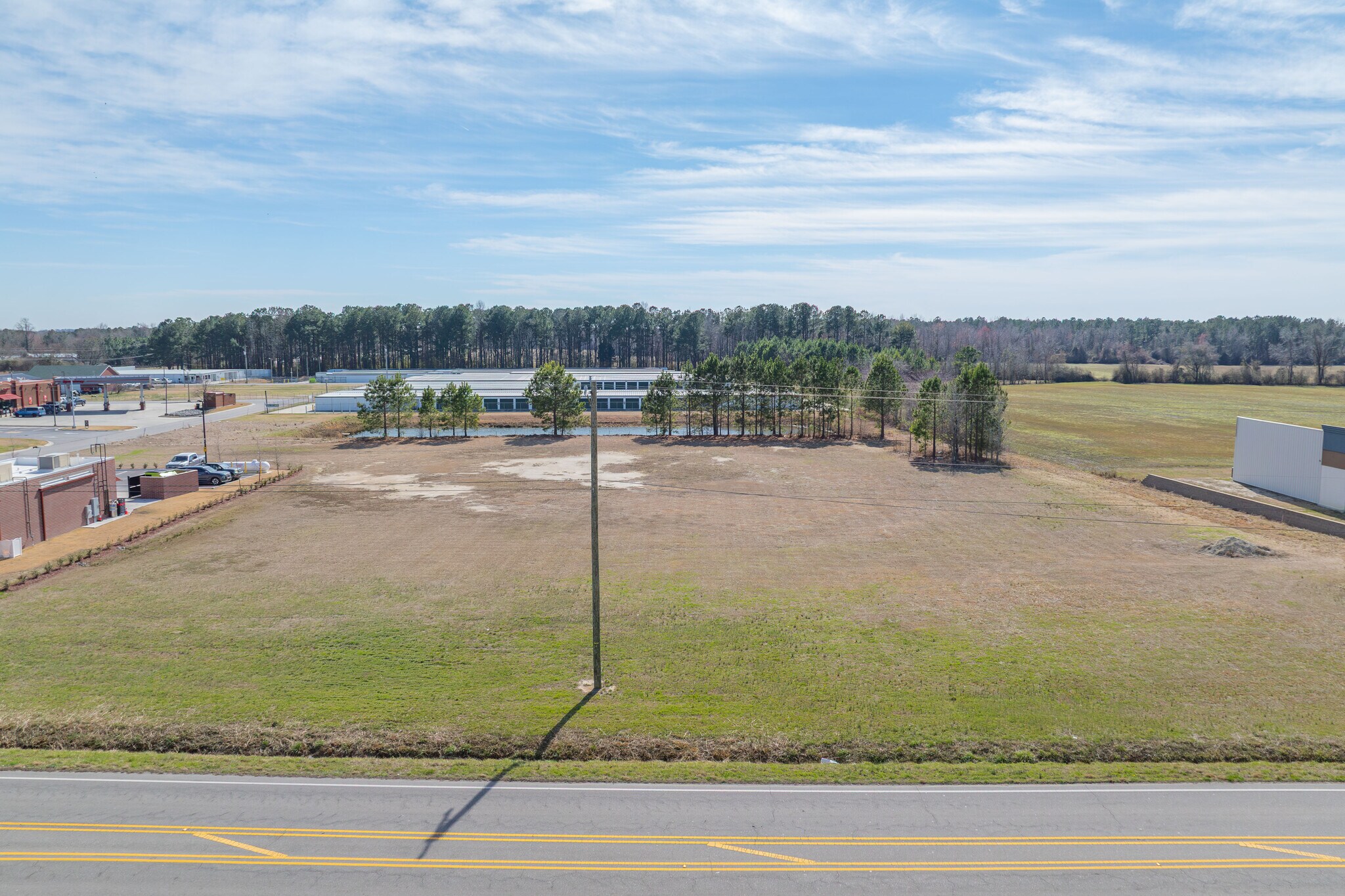 135 Koonce Fork rd, Richlands, NC à vendre Photo principale– Image 1 sur 11