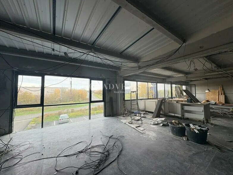 Bureau dans Saint-Martin-Boulogne à louer - Photo intérieure – Image 3 sur 4