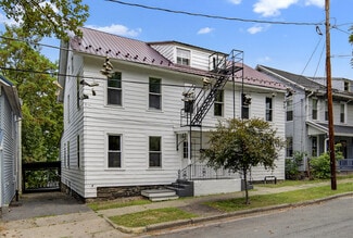 Plus de détails pour 310 Pleasant St, Ithaca, NY - Logement à vendre
