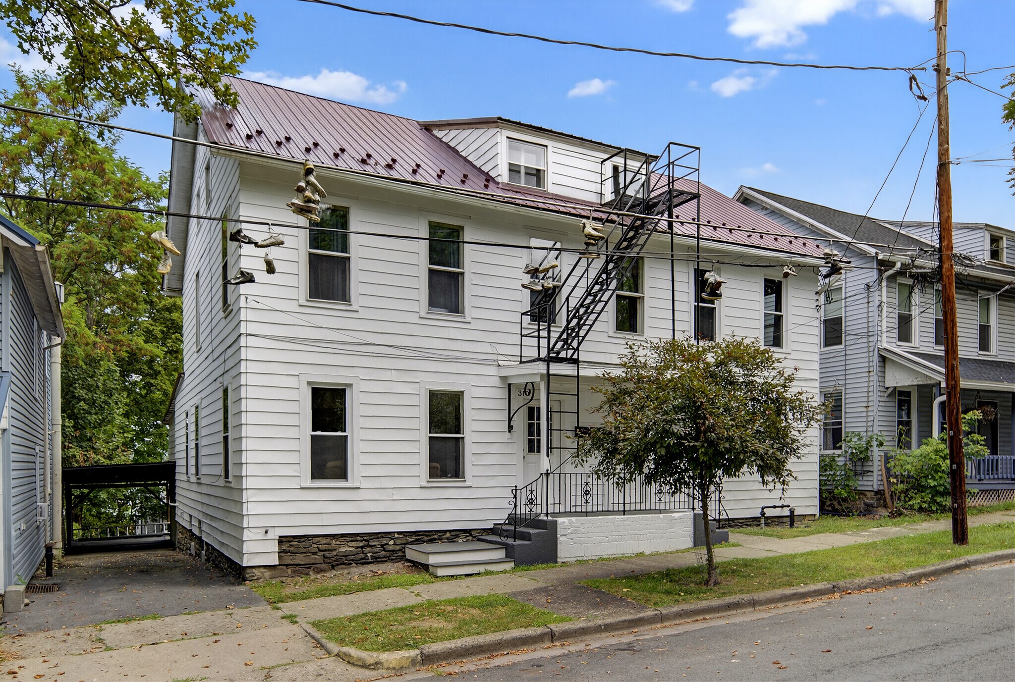 310 Pleasant St, Ithaca, NY à vendre Photo principale– Image 1 sur 54