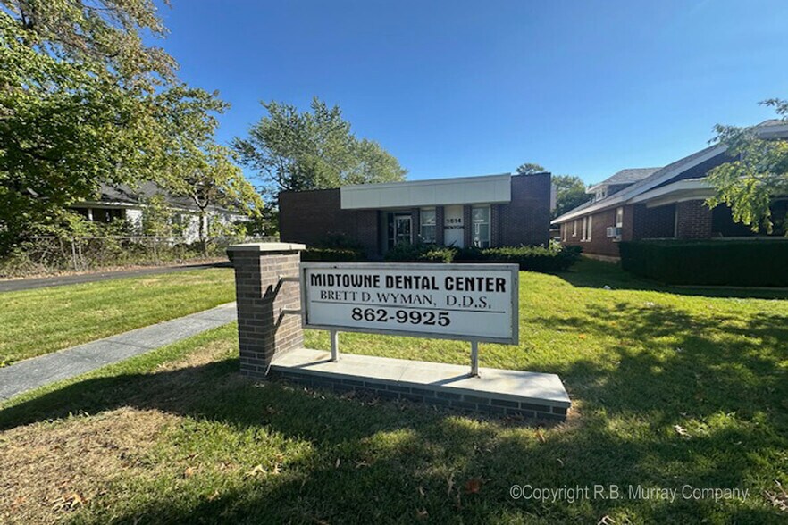 1614 N Benton Ave, Springfield, MO à vendre - Photo de l’immeuble – Image 2 sur 13