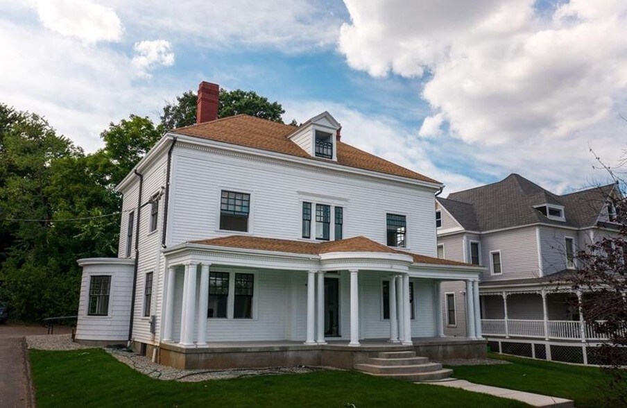 145 S Main St, Middletown, CT à vendre - Photo principale – Image 1 sur 19