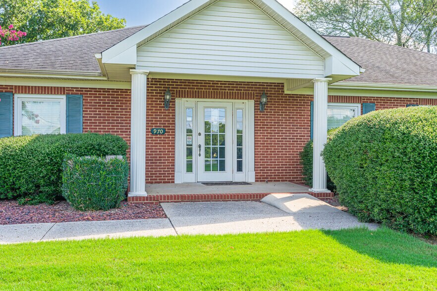 970 Highway 20, Tuscumbia, AL à louer - Photo de l’immeuble – Image 2 sur 27