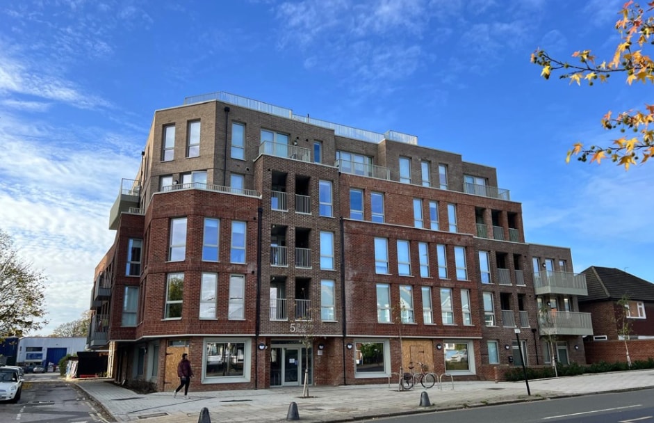 3-5 St Johns Rd, Isleworth à louer Photo principale– Image 1 sur 2