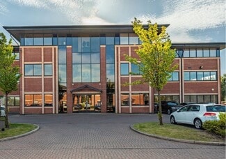 Plus de détails pour Gateway Crescent, Oldham - Bureau à louer