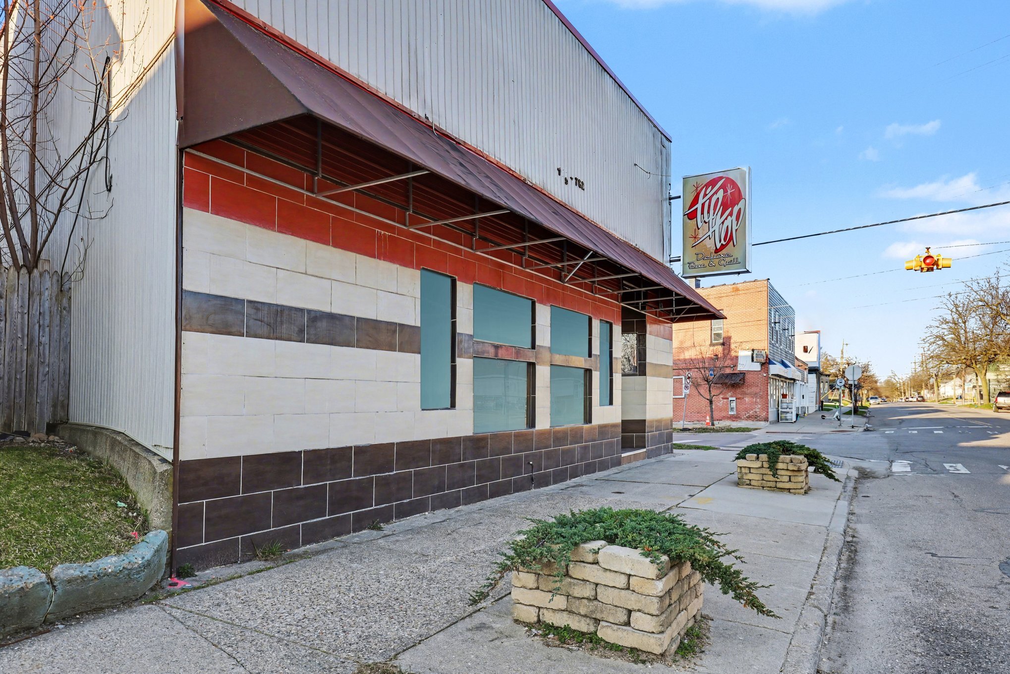 760 Butterworth St SW, Grand Rapids, MI à vendre Photo de l’immeuble– Image 1 sur 29