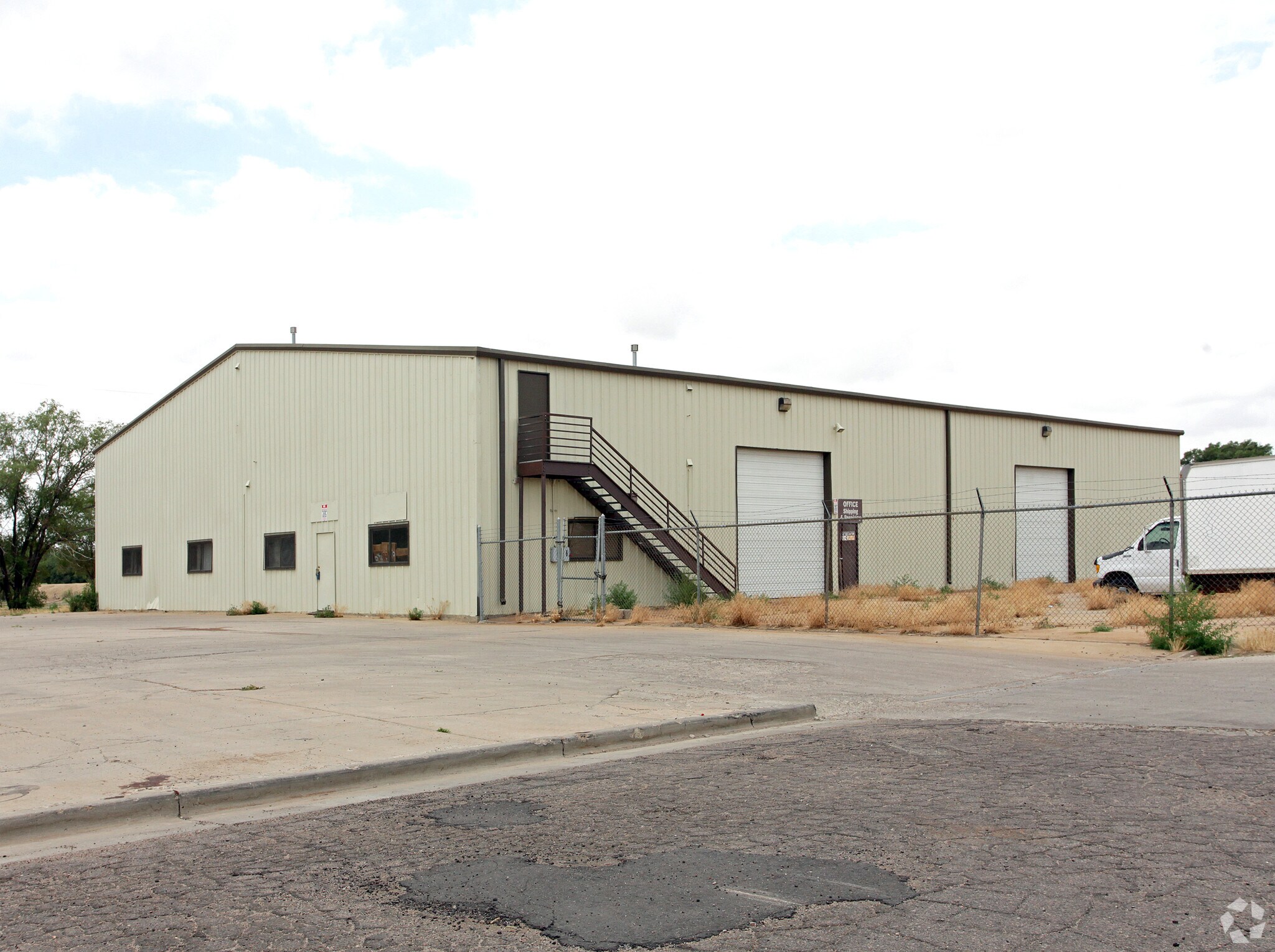 1325 Cheyenne Ave, Pueblo, CO à vendre Photo principale– Image 1 sur 27