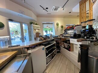 Plus de détails pour Local commercial à louer