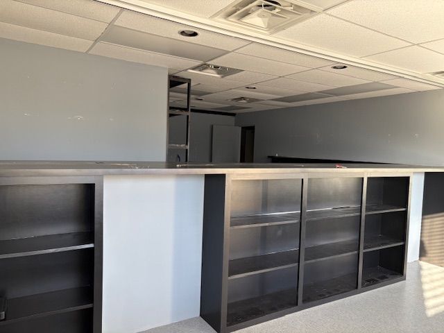 6713 Broadway, Pearland, TX à louer - Photo intérieure – Image 2 sur 50