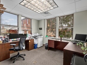 53 S French Broad Ave, Asheville, NC à louer Photo intérieure– Image 1 sur 7