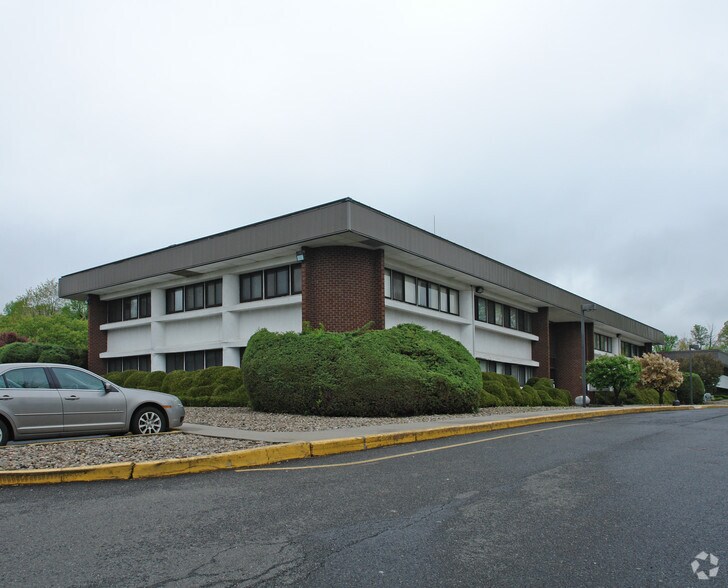 972 Rt 45, Pomona, NY à louer - Photo de l’immeuble – Image 3 sur 6