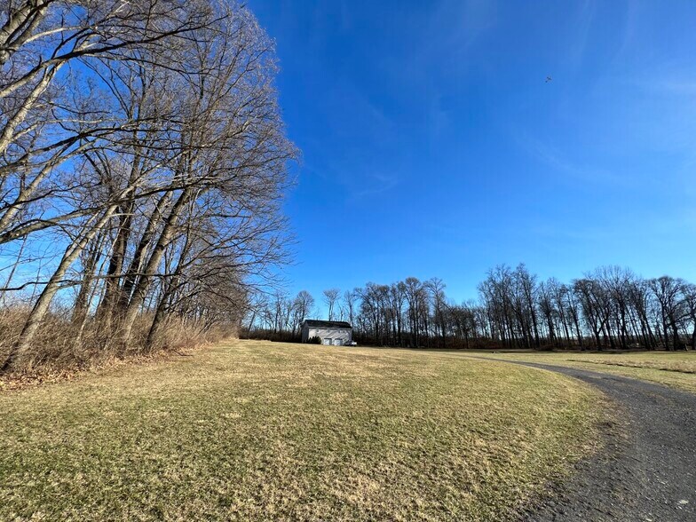 5088a Tabler Station, Inwood, WV à vendre - Photo principale – Image 1 sur 5