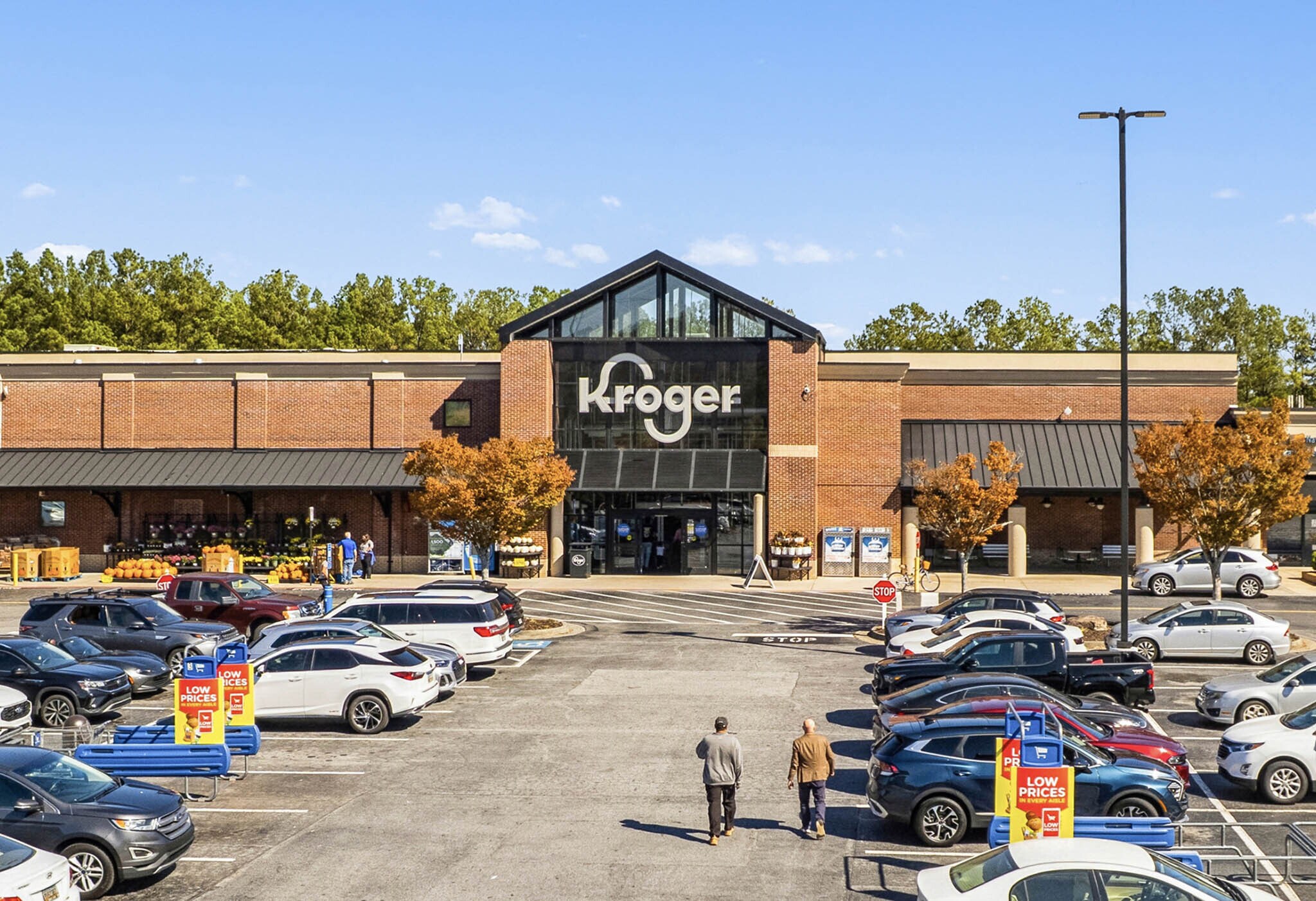 8465 Holcomb Bridge Rd, Johns Creek, GA à louer Photo principale– Image 1 sur 5