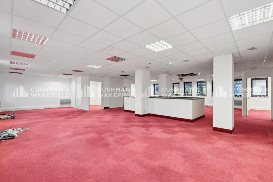 52-54 Rue Du Capitaine Guynemer, Courbevoie à vendre - Photo intérieure – Image 3 sur 14