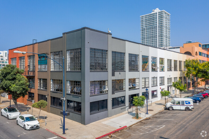 710-740 13th St, San Diego, CA à louer - Photo de l’immeuble – Image 2 sur 10