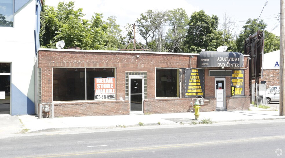 648 Broadway, Newburgh, NY à louer - Photo de l’immeuble – Image 2 sur 2