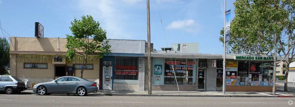 1711-1717 E 14th St, San Leandro, CA à vendre - Photo de l’immeuble – Image 2 sur 9