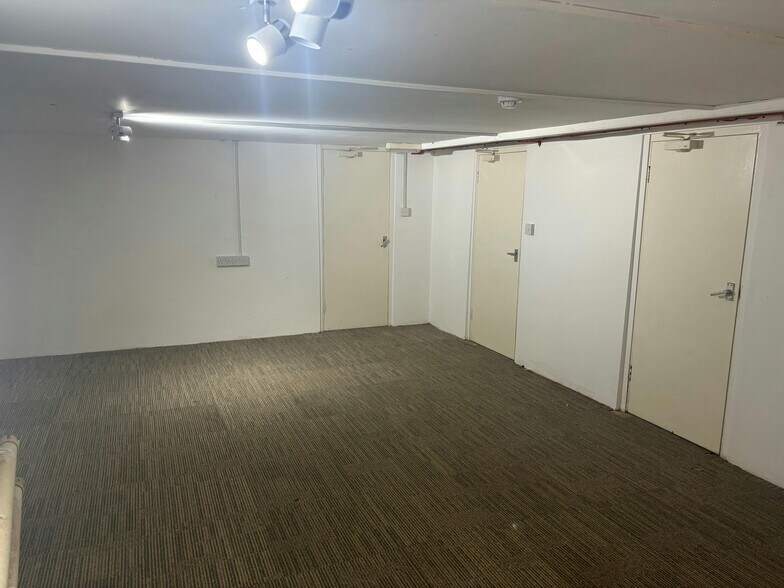 81 High St, Maidenhead à louer - Photo de l’immeuble – Image 2 sur 4