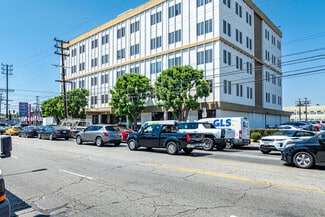 Plus de détails pour 15243 Vanowen St, Van Nuys, CA - Médical à louer