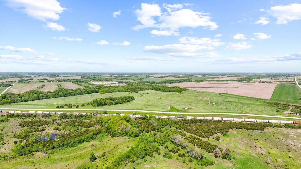 56 Highway, Edgerton, KS à vendre - Photo de l’immeuble – Image 2 sur 17