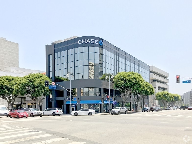 312 E 1st St, Los Angeles, CA à louer - Photo de l’immeuble – Image 2 sur 12