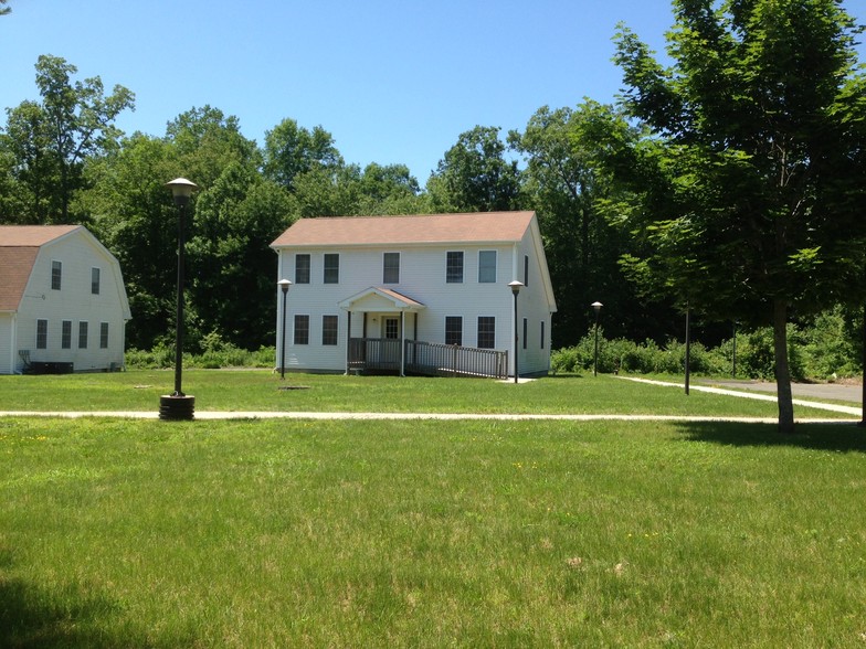 176 Route 81, Killingworth, CT à louer - Photo de l’immeuble – Image 3 sur 7