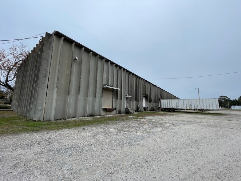 1203 Mr Joe White Ave, Myrtle Beach, SC à louer - Photo de l’immeuble – Image 2 sur 4