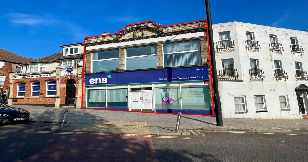 22-24 Hamlet Court Rd, Westcliff On Sea à louer - Photo de l’immeuble – Image 1 sur 6